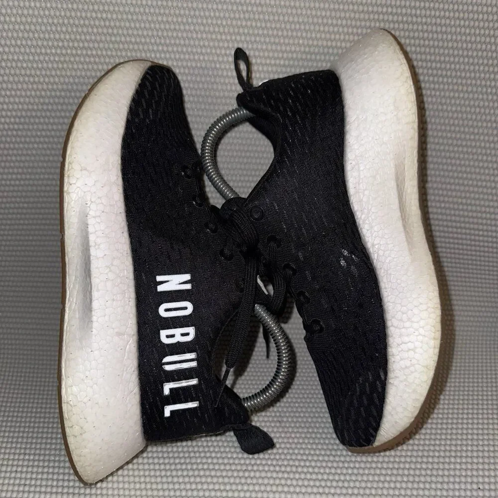 NOBULL JOURNEY Black White Athletic Comfort Running Shoes Sneakers Womens Size 7